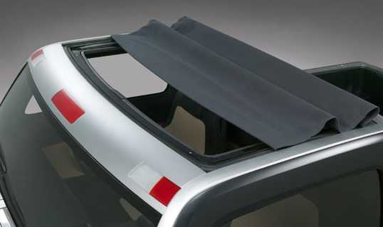 Hummer H3T Concept with Folding Sunroof